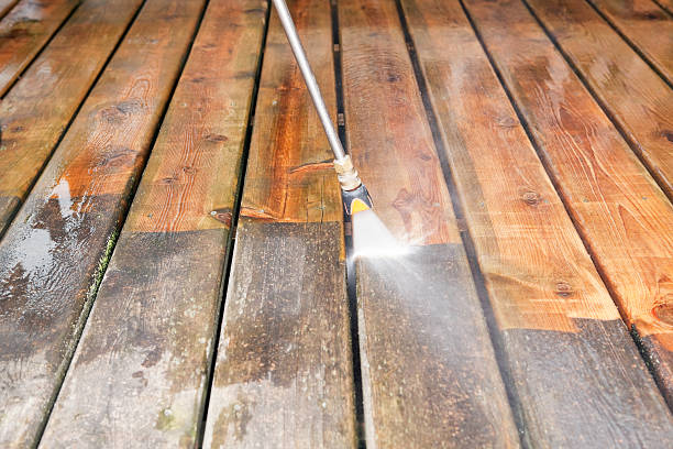 Best Patio and Deck Pressure Washing  in Utica, MI